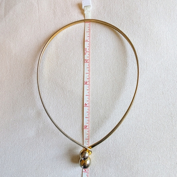 Vintage Costume Ball-Clasp Gold Colored Necklace - Picture 5 of 5